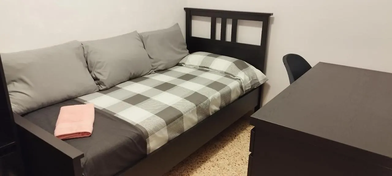 Apartamento Entero Con Terraza En El Centro De Rubi